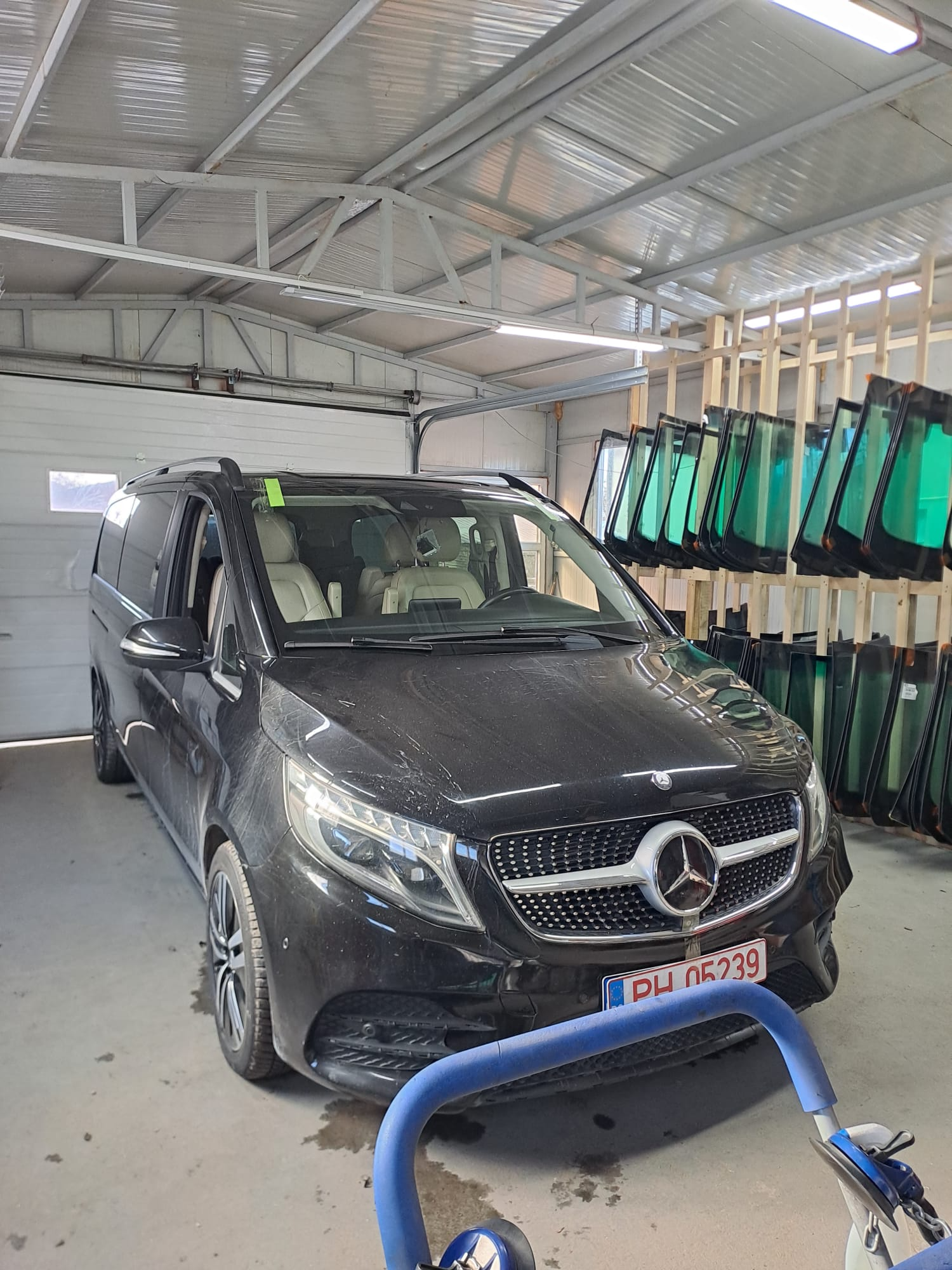 Atelier de montaj parbrize auto din Berceni Prahova - foto 5