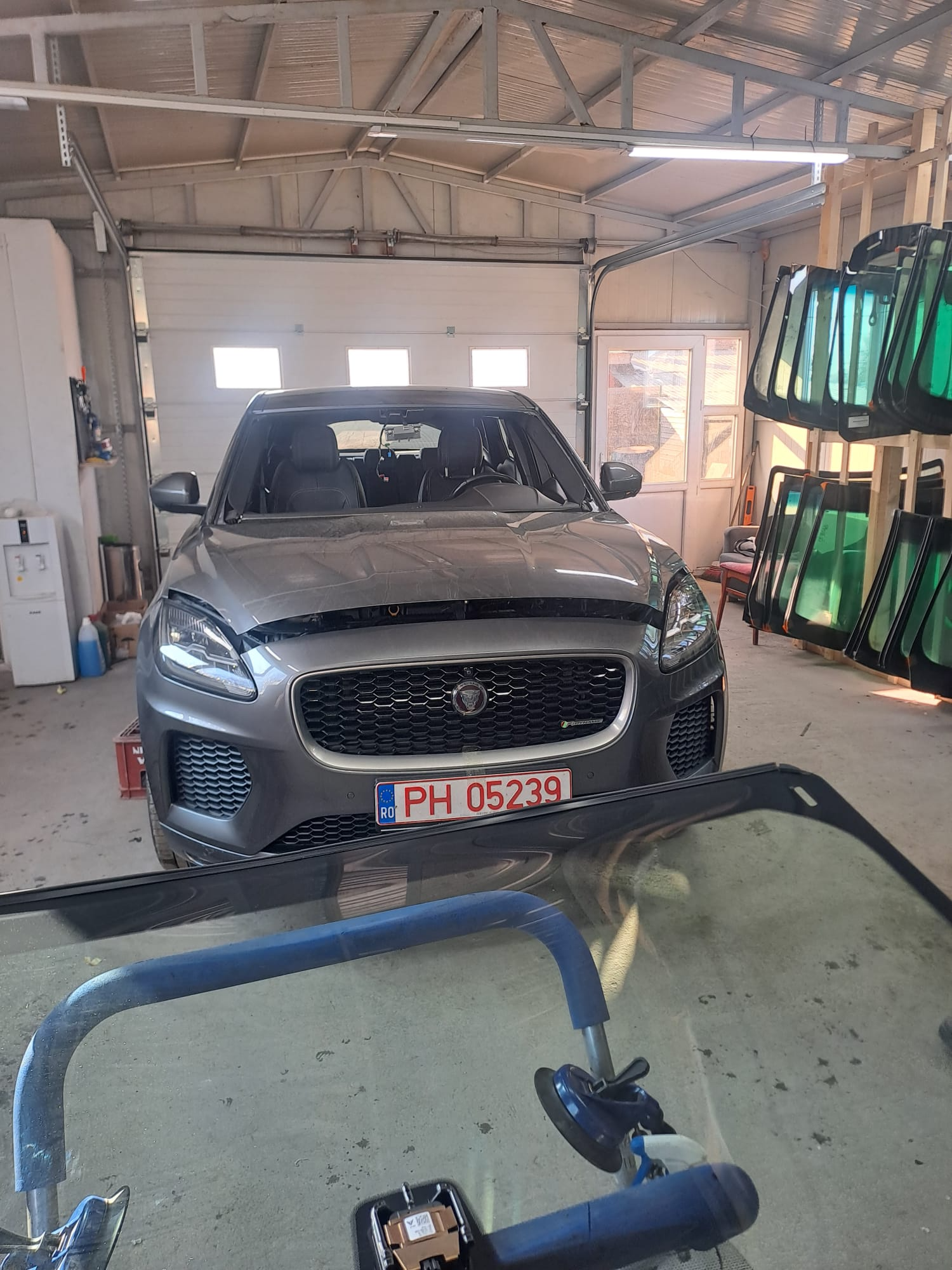 Atelier de montaj parbrize auto din Berceni Prahova - foto 7