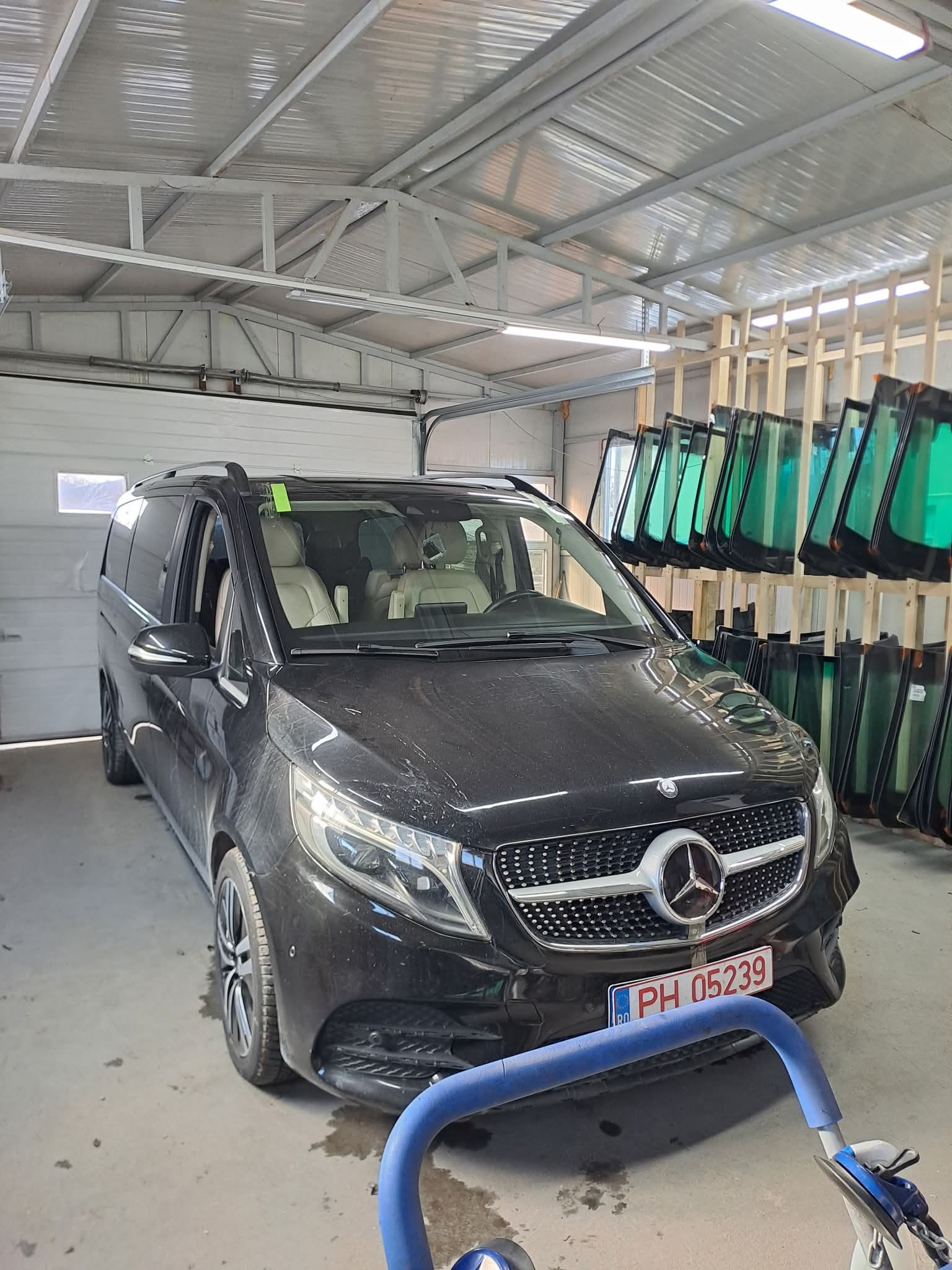 Atelier de montaj parbrize auto din Berceni Prahova - foto 8